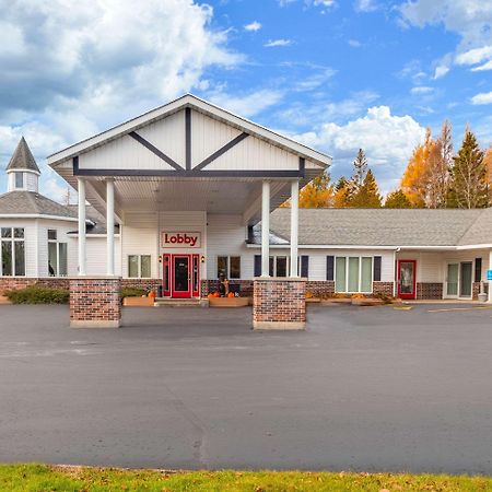 Econo Lodge Lakeshore Manistique Bagian luar foto